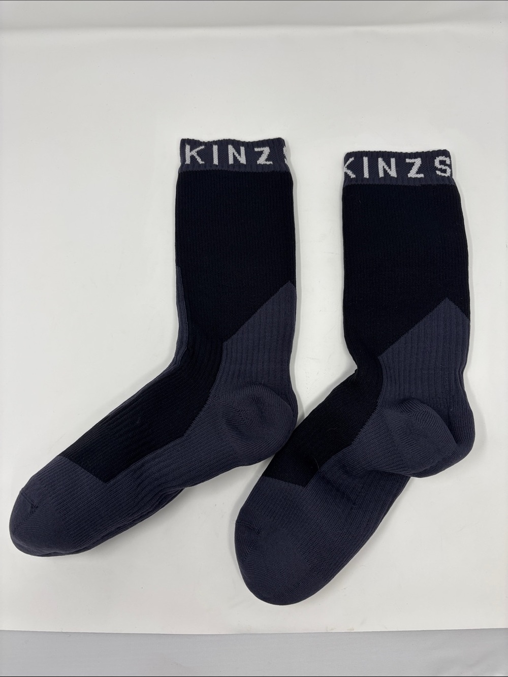 Sealskinz Men's Black & Dark Gray Performance Crew Socks 40